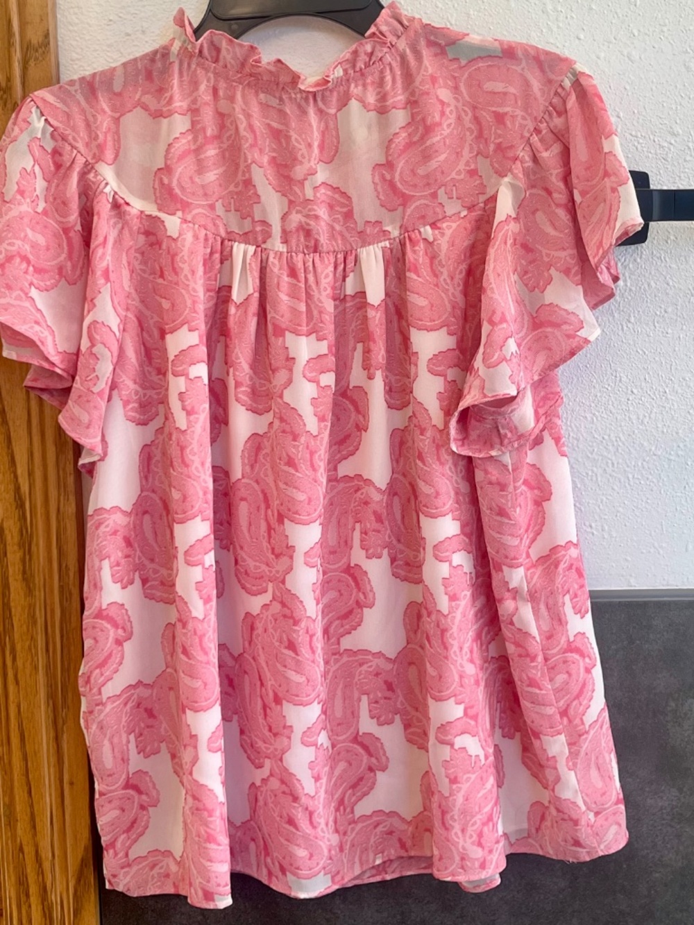 Current Air Pink Paisley Blouse Ruffle Neck Flutter Sleeve Romantic Top Small - Picture 8 of 8